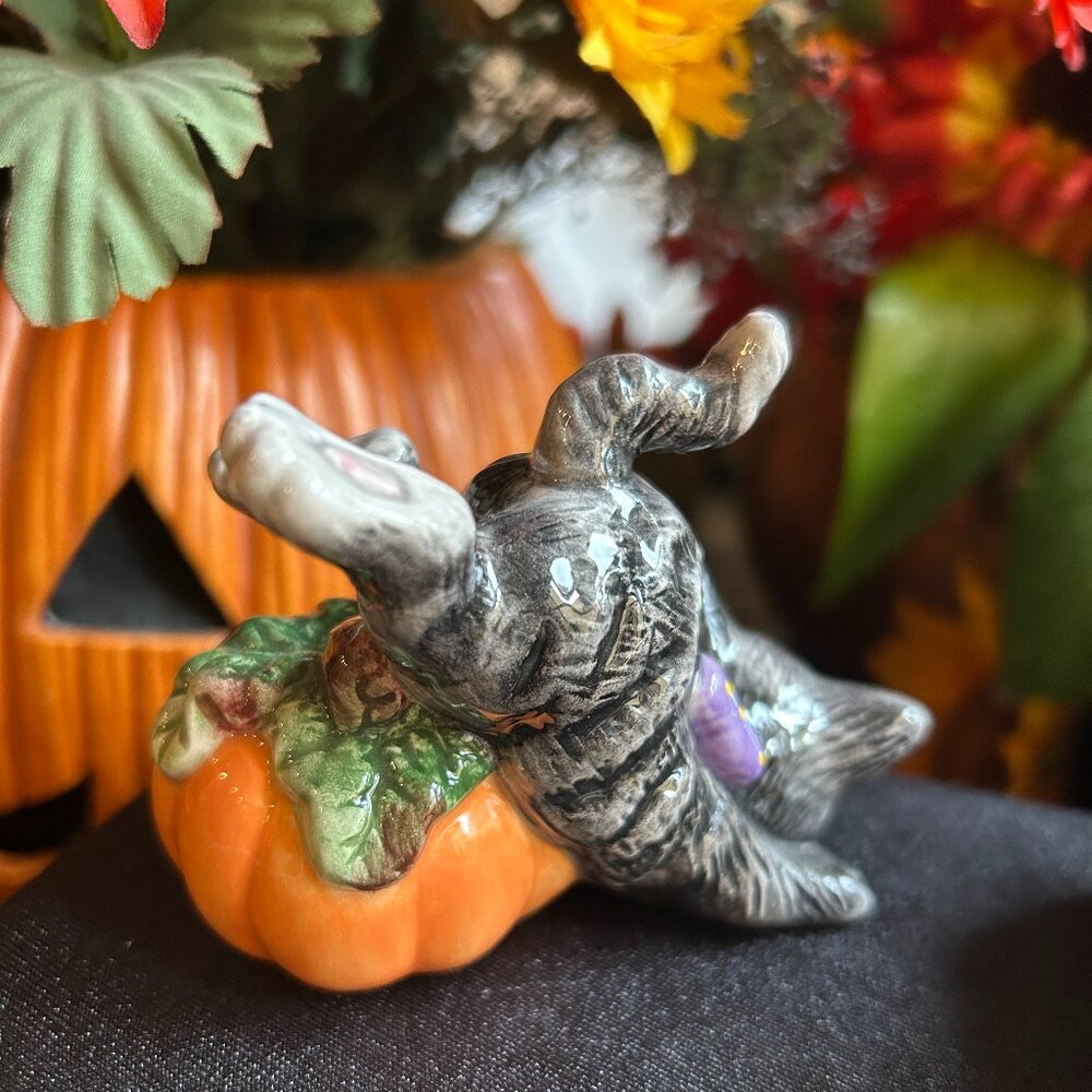 Retired Fitz and Floyd Halloween Kitty “Tumblers” Figurines – 2063/141 - Picture 8 of 14